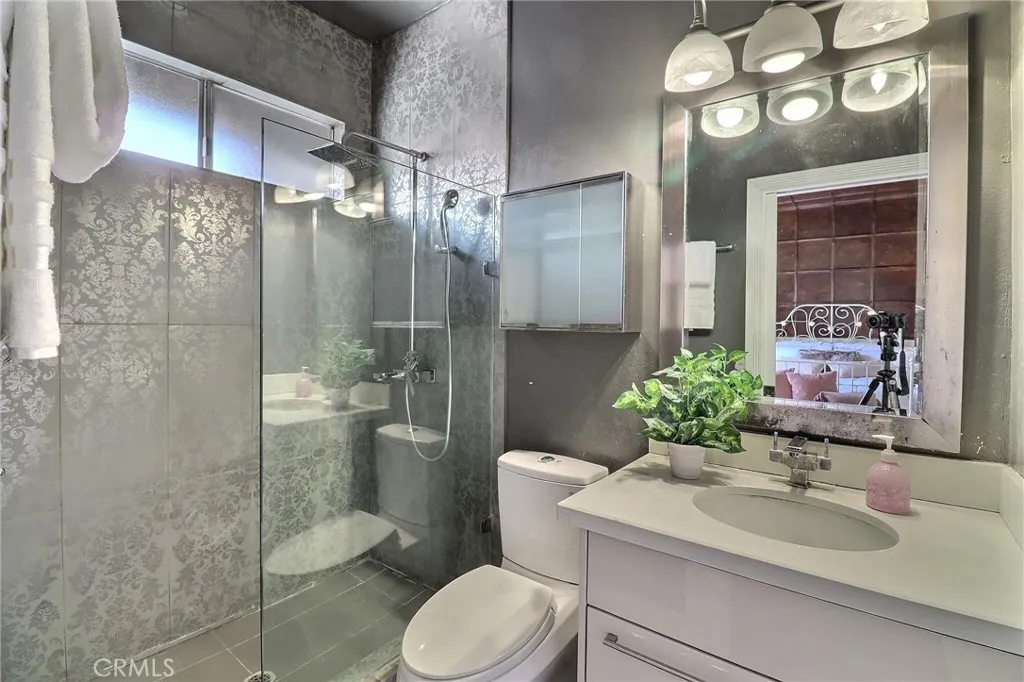 1348 E Orange Grove Boulevard 4, Pasadena, California 91104 home-pic-11